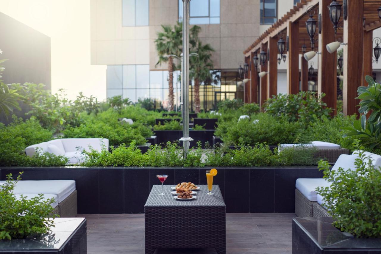 Movenpick Hotel And Residences Riyadh Luaran gambar The Park, Hyderabad